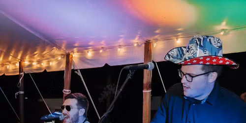 AJ + Aidan Schmall at Oliver's in the Heights | Peoria Heights, IL