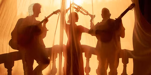 ANDREA MOTIS GUITAR TRIO