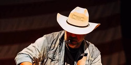Kevin White: Garth LIVE! The Ultimate Tribute