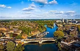 Treasure Hunt around Reading's Independent Businesses