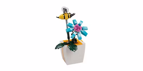LEGO\u00ae Spring in Bloom build