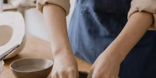 CLAY MUG  MAKING WORKSHOP