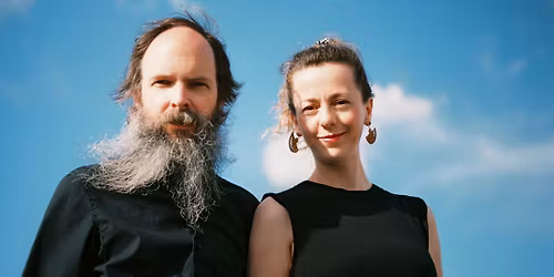 Karsten Hochapfel & Fabiana Striffler \u2014 La plume du dimanche