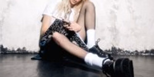 The Pretty Reckless: Late Intimate Acoustic Performance