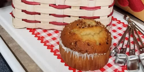 Muffin Basket weaving class