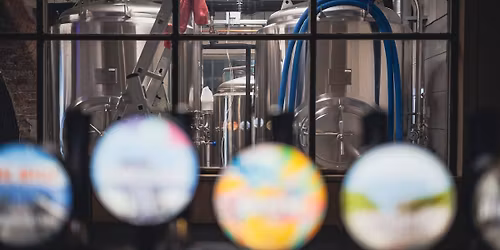 \u00d6lprovning med bryggerivisning & G\u00e5rdsf\u00f6rs\u00e4ljning