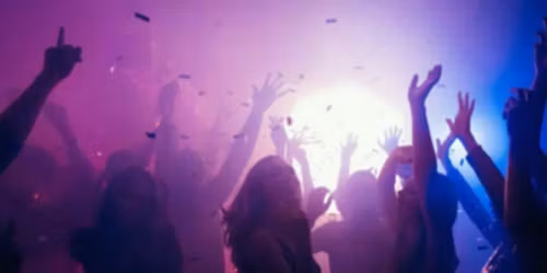 BIENE 2.0\n70er Discoabend mit\nDJ Wolfgang Jagersberger\n\n