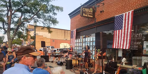 Yankee Station Plays at Stroll The Streets