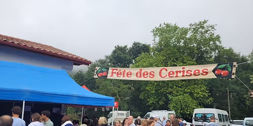 F\u00eate des cerises - Gerezi besta