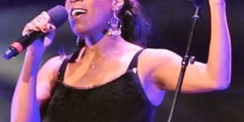 Deelee Dube Performs at Market Harborough