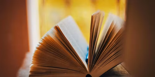 Literally a literary book quiz (Tari-k\u0101k\u0101 Khandallah Library)