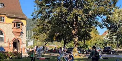 \ud83c\udf89Gro\u00dfes Familienfest \u2013 Rund um die Villa Menzer\ud83c\udf89