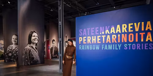 Taiteilijatapaaminen: Meeri Koutaniemi Sateenkaarevia perhetarinoita n\u00e4yttelyss\u00e4 