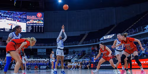 Western Kentucky Hilltoppers Womens Basketball at Middle Tennessee State Blue Raiders Womens Basketball at Murphy Center