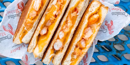 Cousins Maine Lobster in Rancho Cordova: Staples