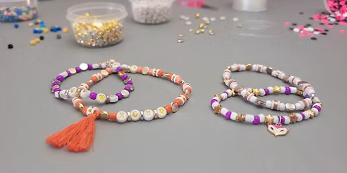 Swiftie Bracelet Party!