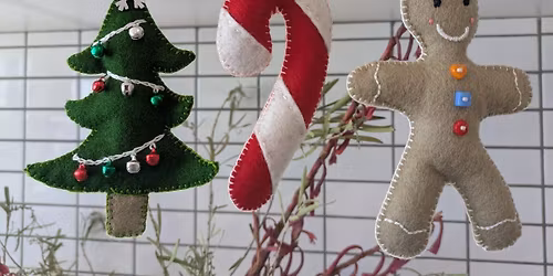 Felt christmas decorations sewing workshop