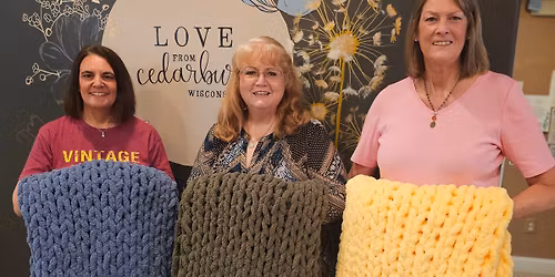 2 SPOTS LEFT! Nov 14th - Periwinkle Poppy Boutique Chunky Knit Blanket Workshop