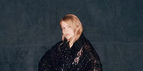 Coeur de pirate au Th\u00e9\u00e2tre Lionel-Groulx