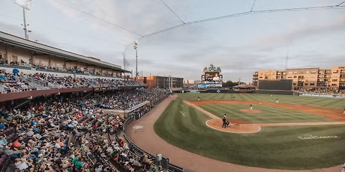 Lansing Lugnuts vs. Dayton Dragons