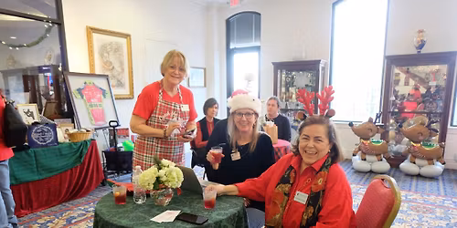 Mikul\u00e1\u0161 Holiday Market