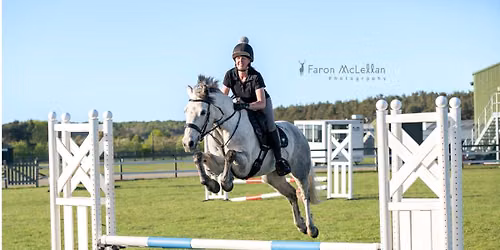 Poles and Showjumping training