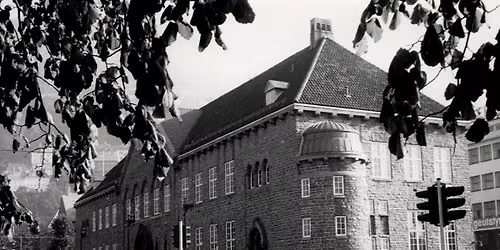Boksalg p\u00e5 Hovedbiblioteket