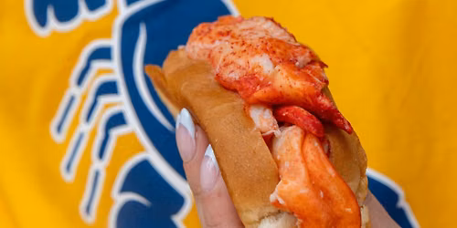 \ud83e\udd9e\ud83d\uded2 Cousins Maine Lobster at Santa Clarita \u2014 Near Whole Foods \ud83c\udfec\ud83c\udf34