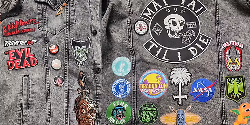 Tiki Battlevest patch and flask group photo @ Inuhele