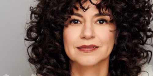 Mandy Gonzalez - Sings Broadway