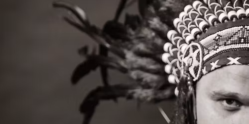 Micha\u0142 Kowalonek (Snowman, ex-Myslovitz) zagra w Strza\u0142kowie! Koncert w Kinie za rogiem!