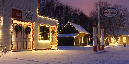 Vintage Village of Lights \/ Village d\u2019antan aux mille lumi\u00e8res