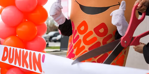 Dunkin\u2019\u00ae Celebrates Grand Re-Opening of Palm Coast Store\u202fwith Holiday Celebration