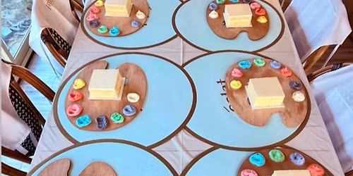 Nido's Cake, Canvas & Sip