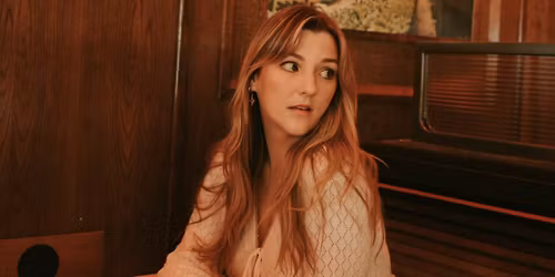 Rue | Live in the Lounge