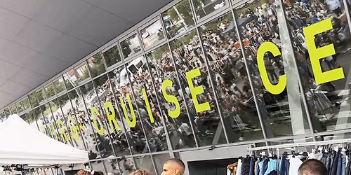 Flohmarkt & Street-Food-Festival - Cruise Center Altona