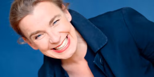 Minden-Premiere: Tina Teubner "Ohne Dich war es immer so sch\u00f6n" (Kabarett & Lieder)