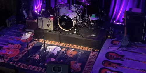 Rewind at 1852 on austin in Jefferson Texas