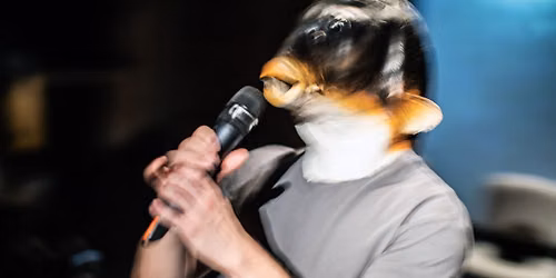 "Good Waves Only" - spektakl Agi B\u0142aszczak i Paw\u0142a Bernadowskiego z Teatru Ochoty w Warszawie