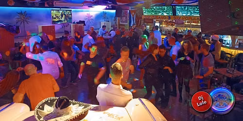 Friday Latin night | DJ Lole \ud83d\udd25
