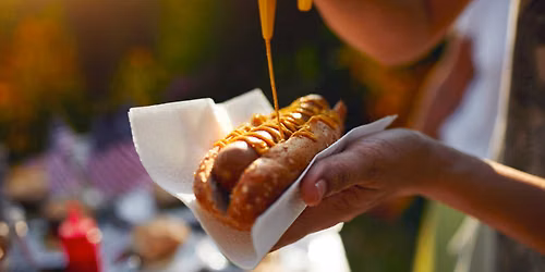 Town & Country Markets\u2019 Giving Together Fundraiser: Brats!