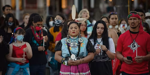 PAINT THE PLAZA RED - Santa Fe