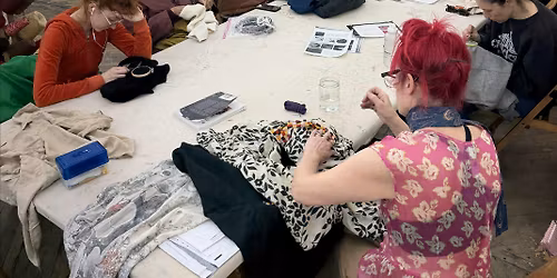 Darn it! Mending Club