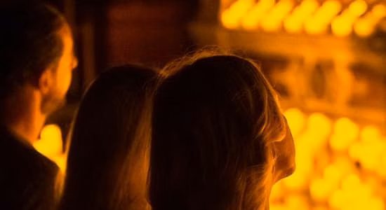 Candlelight: 90s Hip-Hop on Strings