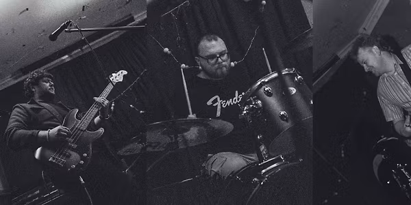 Garageland Red Hot Tuesdays Presents : Rizla Silvers at Fibbers